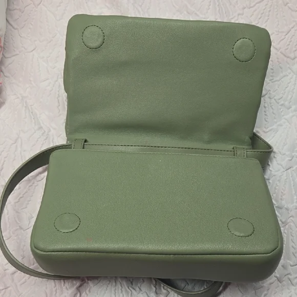 JW PEI Olive Green Maze Crossbody Bag - Picture 2 of 10